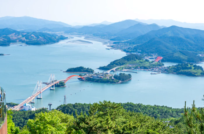 각산전망대에서 바라본 삼천포 바다